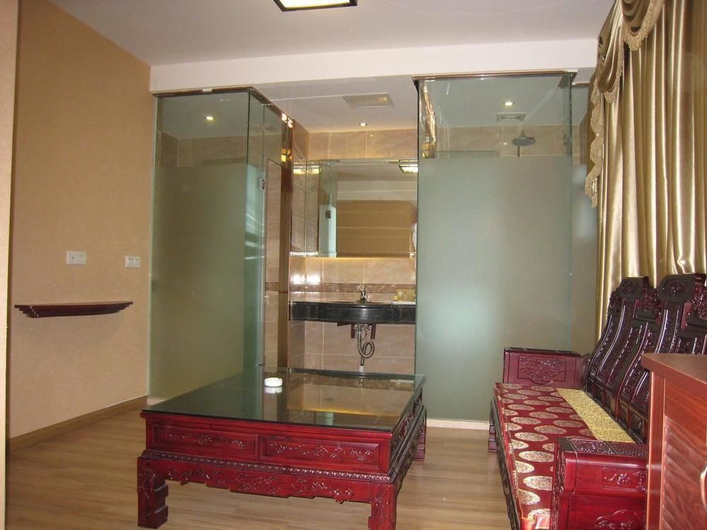 פוז'ו Hong Qi Grand Hotel מראה חיצוני תמונה