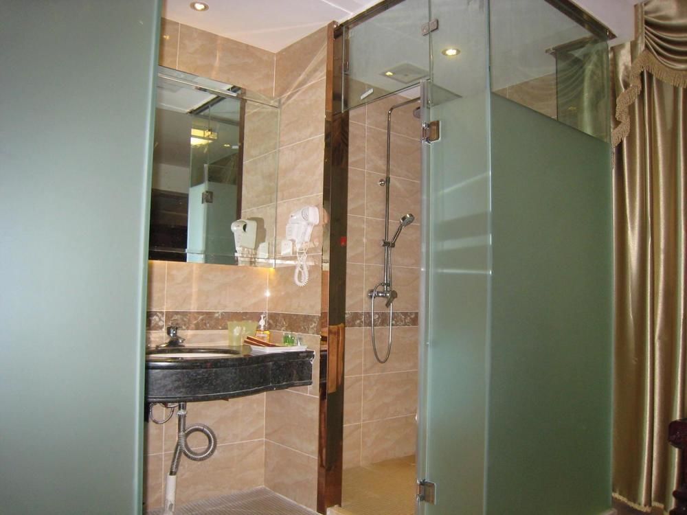 פוז'ו Hong Qi Grand Hotel מראה חיצוני תמונה